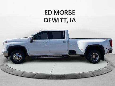 Used 2024 Chevrolet Silverado 3500 LTZ w/ LTZ Plus Package AWD/4WD image 2