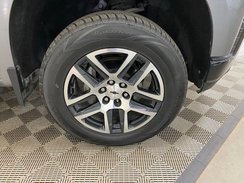 Used 2019 Chevrolet Silverado 1500 LT Trail Boss AWD/4WD image 11