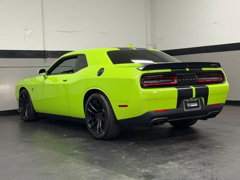 Used 2023 Dodge Challenger SRT Hellcat RWD image 9