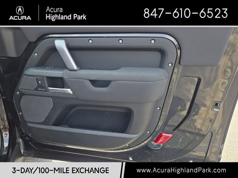 Used 2023 Land Rover Defender 90 X-Dynamic SE AWD/4WD image 10