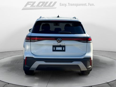 New 2026 Volkswagen Tiguan S image 6