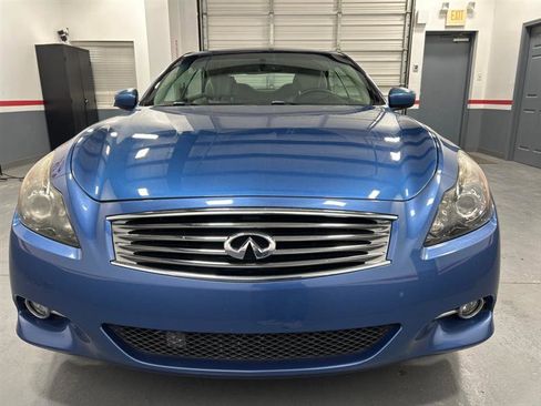 Used 2011 INFINITI G37 Base w/ Premium Pkg image 4