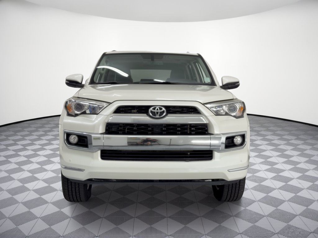 Used 2018 Toyota 4Runner Limited AWD/4WD image 6