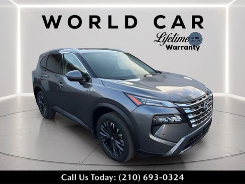 Used 2025 Nissan Rogue SL w/ Tech Package image 1