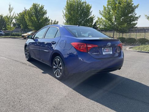 Used 2017 Toyota Corolla XSE w/ Carpet Mat Package (TMS) FWD image 3