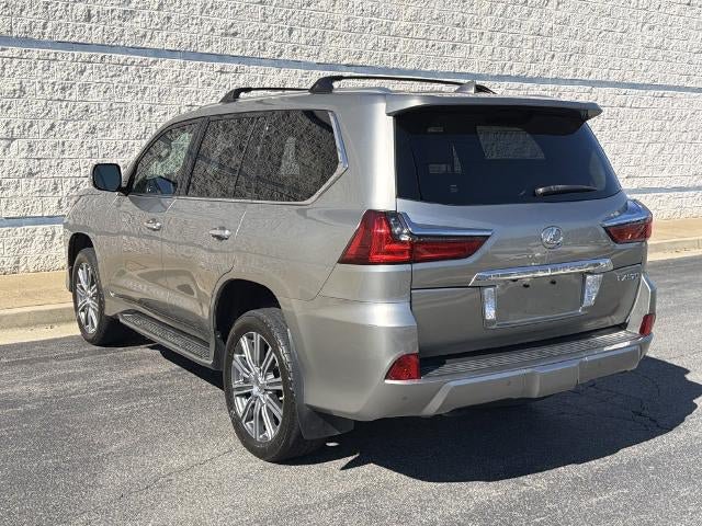 Used 2017 Lexus LX 570 4WD w/ Luxury Package image 5