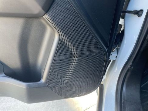 Used 2023 Chevrolet Colorado W/T image 22