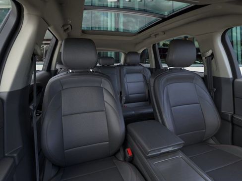 New 2026 Lincoln Nautilus Premier w/ Equipment Group 102A image 10