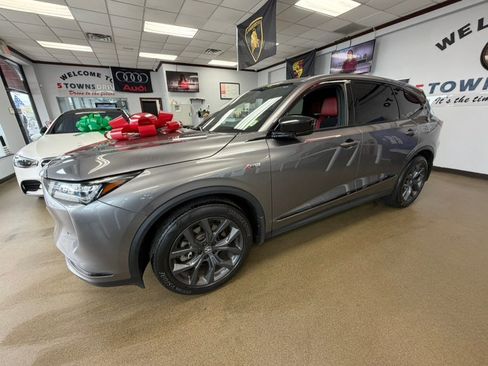 Used 2022 Acura MDX A-Spec AWD/4WD image 9