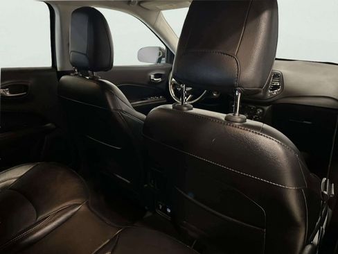 Used 2020 Jeep Compass Latitude w/ Popular Equipment Group AWD/4WD image 23