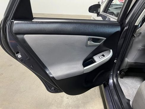 Used 2015 Toyota Prius Three FWD image 19