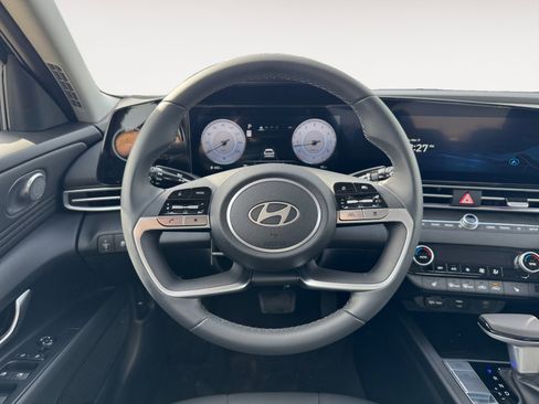 New 2026 Hyundai Elantra Limited image 15