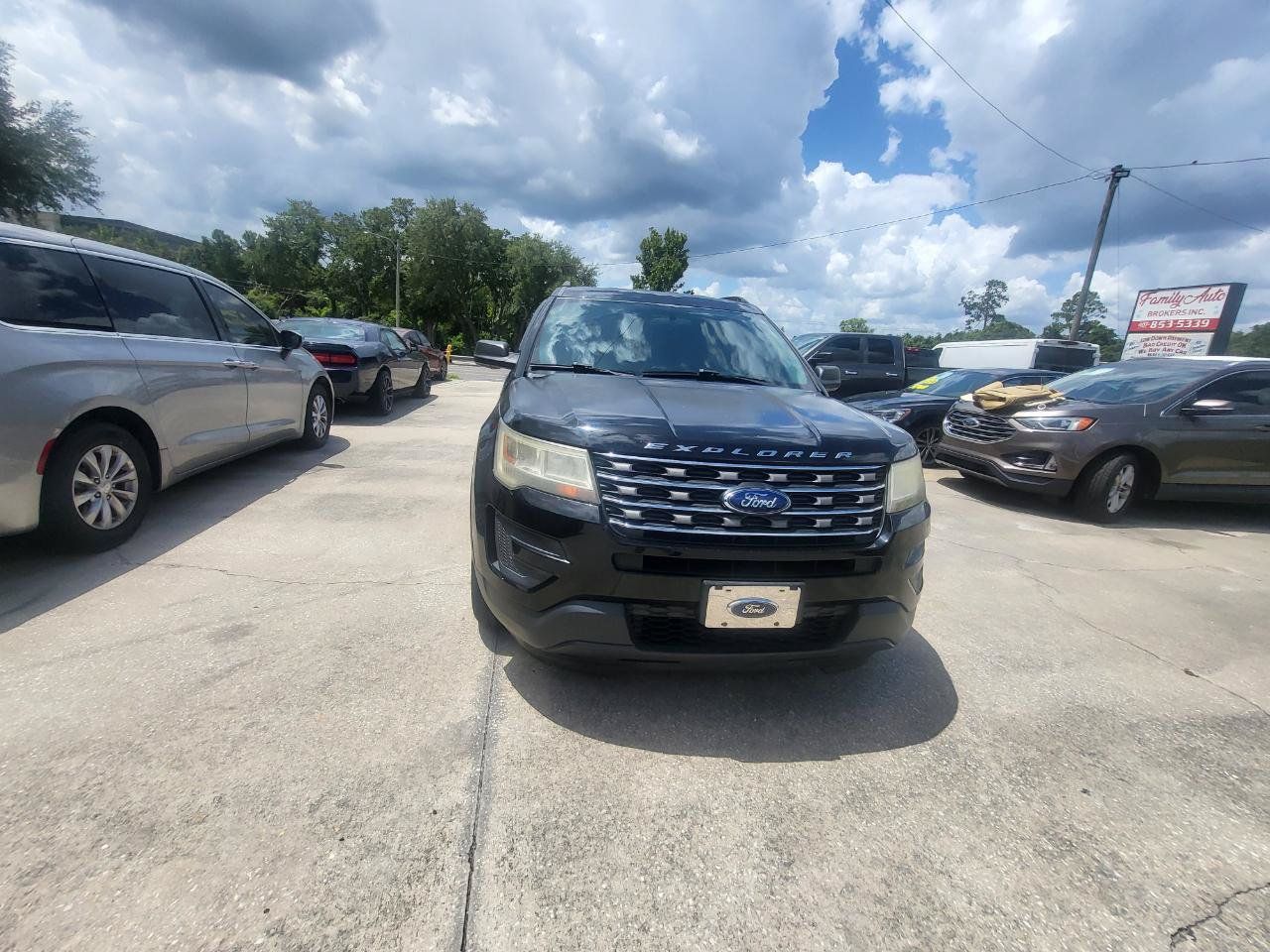 Used 2017 Ford Explorer FWD image 5