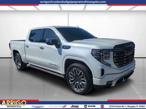 Used 2024 GMC Sierra 1500 Denali Ultimate image 1