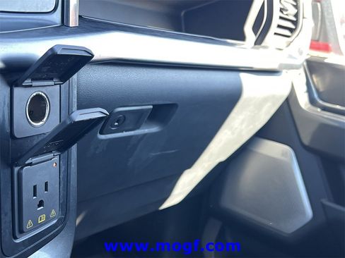 Certified 2022 Ford F150 Lariat w/ Equipment Group 502A High image 13