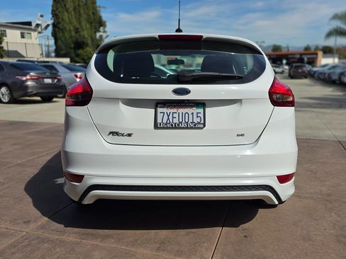 Used 2016 Ford Focus SE w/ SE Sport Package image 12