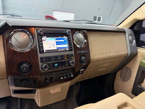 Used 2011 Ford F250 Lariat w/ Lariat Ultimate Pkg AWD/4WD image 17