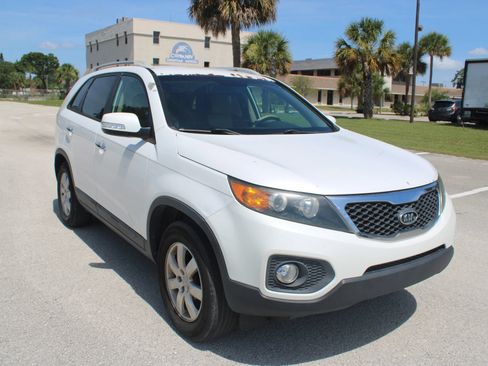 Used 2012 Kia Sorento LX w/ Convenience Pkg FWD image 34