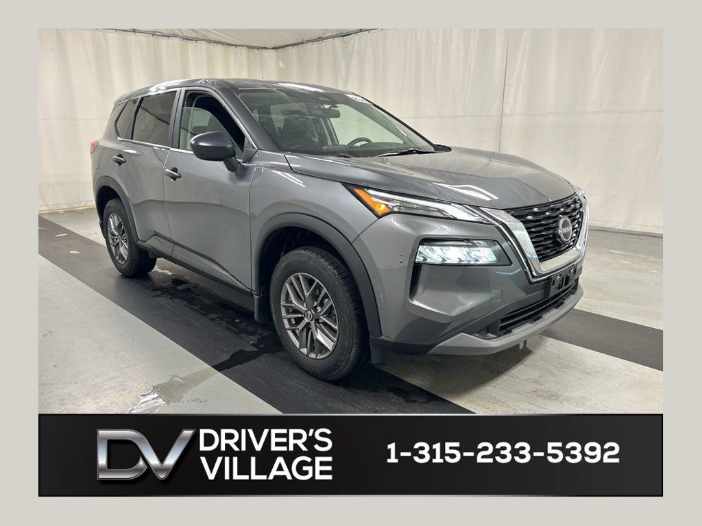 Used 2023 Nissan Rogue S AWD/4WD image 1