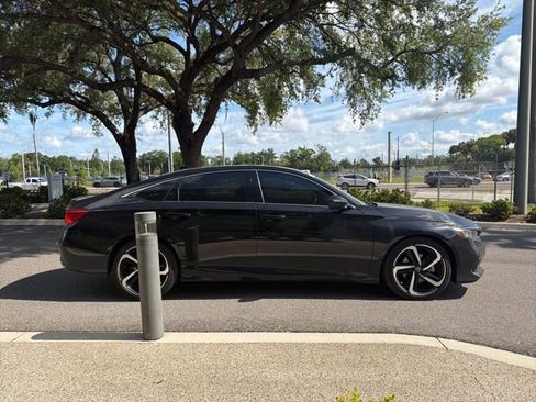 Used 2022 Honda Accord Sport image 3