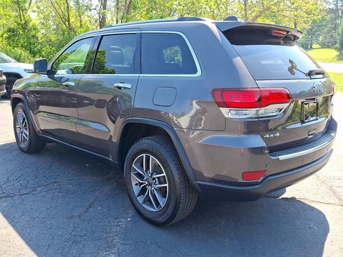 Certified 2020 Jeep Grand Cherokee Limited w/ Luxury Group II AWD/4WD image 4