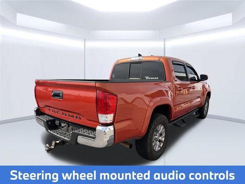 Used 2016 Toyota Tacoma SR5 w/ SR5 Appearance Package (SN) RWD image 12