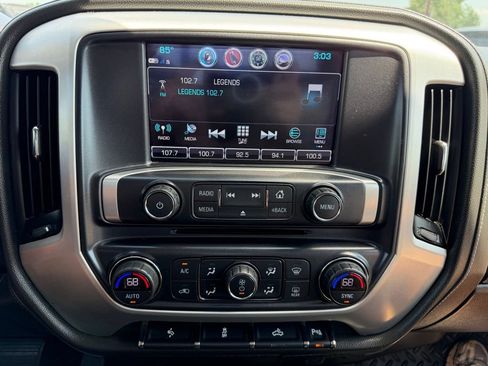 Used 2017 GMC Sierra 1500 SLE w/ SLE Value Package AWD/4WD image 9
