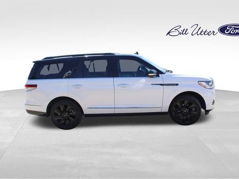 Used 2024 Lincoln Navigator Black Label AWD/4WD image 4