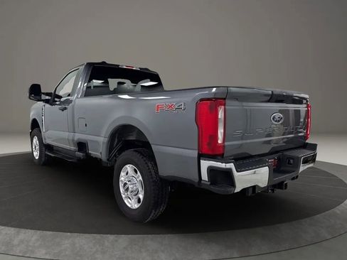 Used 2025 Ford F350 XLT w/ FX4 Off-Road Package AWD/4WD image 3