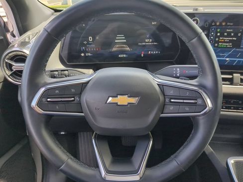 Used 2025 Chevrolet Equinox LT w/ Convenience Package II FWD image 29