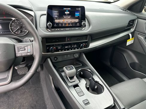 New 2026 Nissan Rogue SV FWD image 29