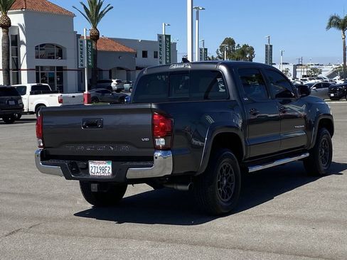 Certified 2018 Toyota Tacoma SR5 RWD image 42