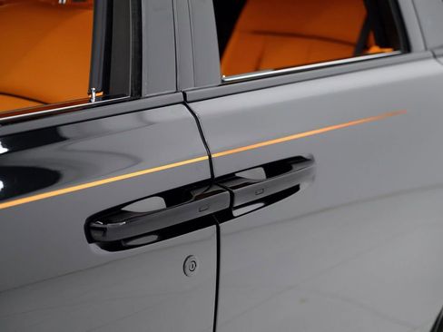 Used 2024 Rolls-Royce Phantom Sedan w/ The Phantom Package RWD image 16