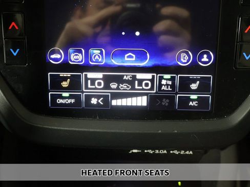 Used 2025 Subaru Forester Premium AWD/4WD image 7