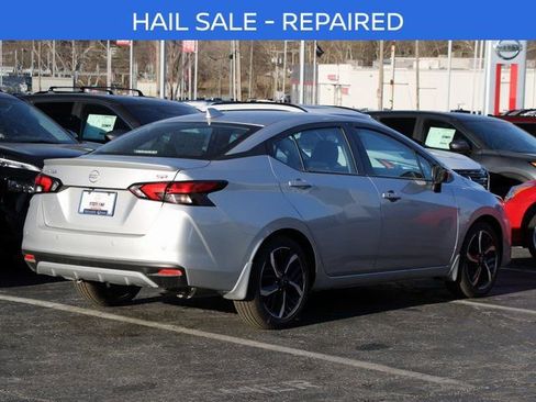 New 2025 Nissan Versa SR w/ Trunk Package image 10