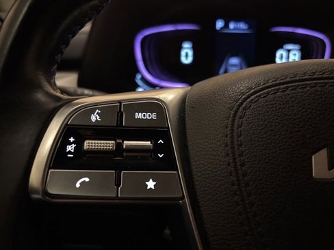 Certified 2024 Kia Telluride S image 15