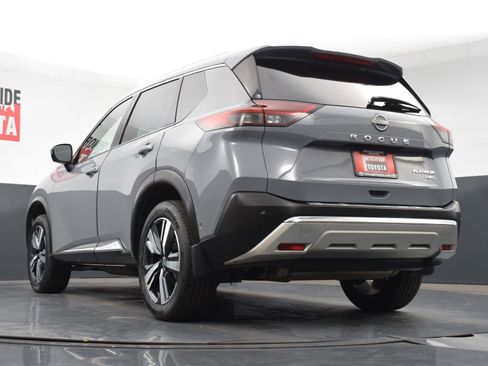 Used 2022 Nissan Rogue Platinum w/ Head-Up Display Package image 39