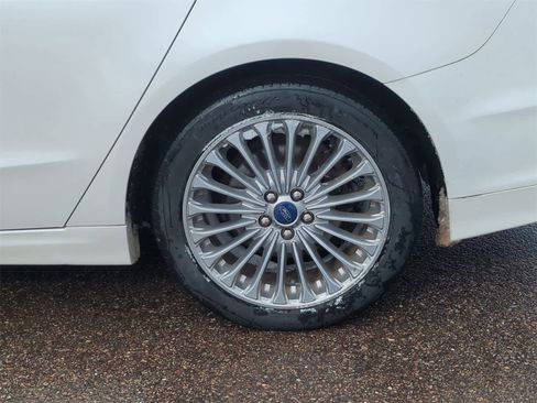 Used 2013 Ford Fusion Titanium image 13