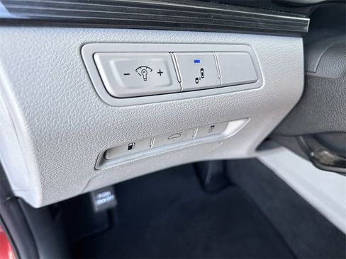 Used 2018 Hyundai Sonata Limited image 20