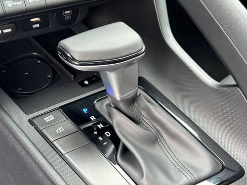 Certified 2026 Hyundai Elantra Sport FWD image 31
