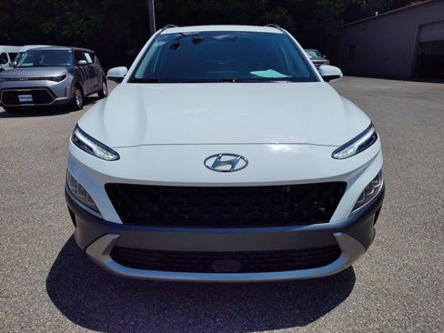 Used 2023 Hyundai Kona Limited FWD image 9