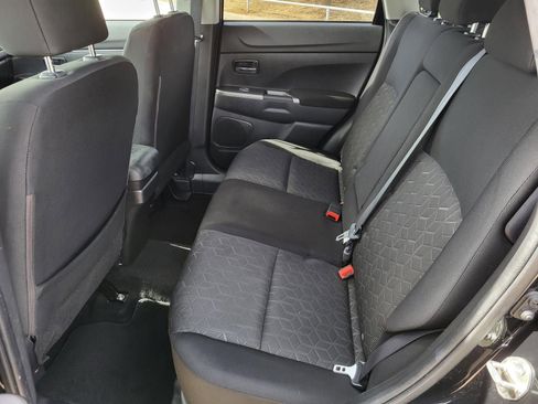 Used 2021 Mitsubishi Outlander Sport SE image 18