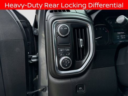 Used 2020 GMC Sierra 1500 SLT image 29