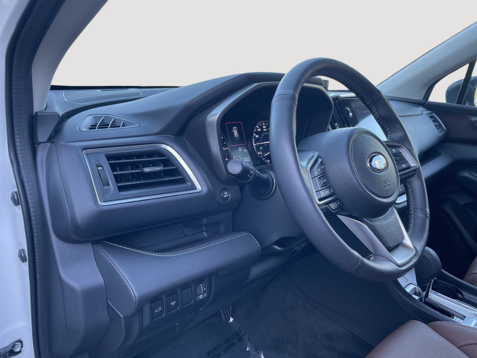 Used 2025 Subaru Ascent Touring AWD/4WD image 27