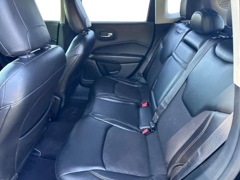 Used 2018 Jeep Compass Latitude w/ Popular Equipment Group AWD/4WD image 26