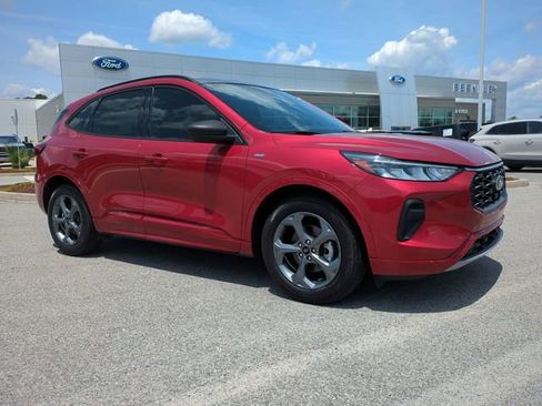 Used 2023 Ford Escape ST-Line w/ Tech Pack #1 FWD image 2
