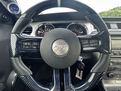 Used 2014 Ford Mustang GT Premium RWD image 18
