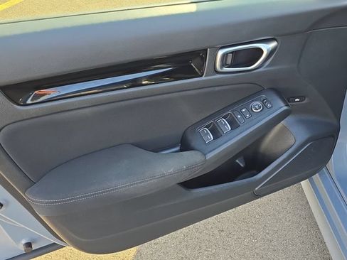Used 2025 Honda Civic Sport image 8