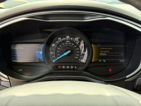 Used 2020 Ford Fusion SE FWD image 35