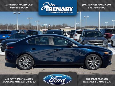 Used 2020 MAZDA MAZDA3 Preferred Package FWD image 1